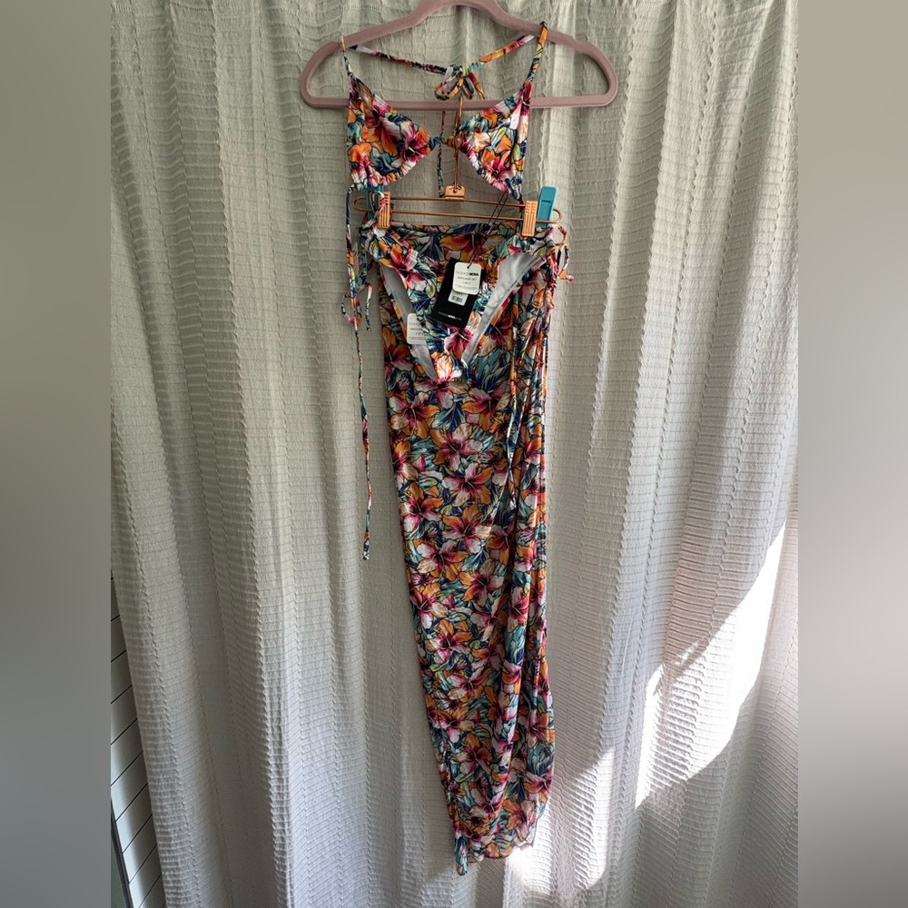 NWT - FashionovaFloral Bikini and Cover-Up 3pc Set - Size S